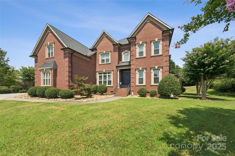 Photo of 5518 Two Iron Drive, Matthews, NC 28104 (MLS # 4295354)