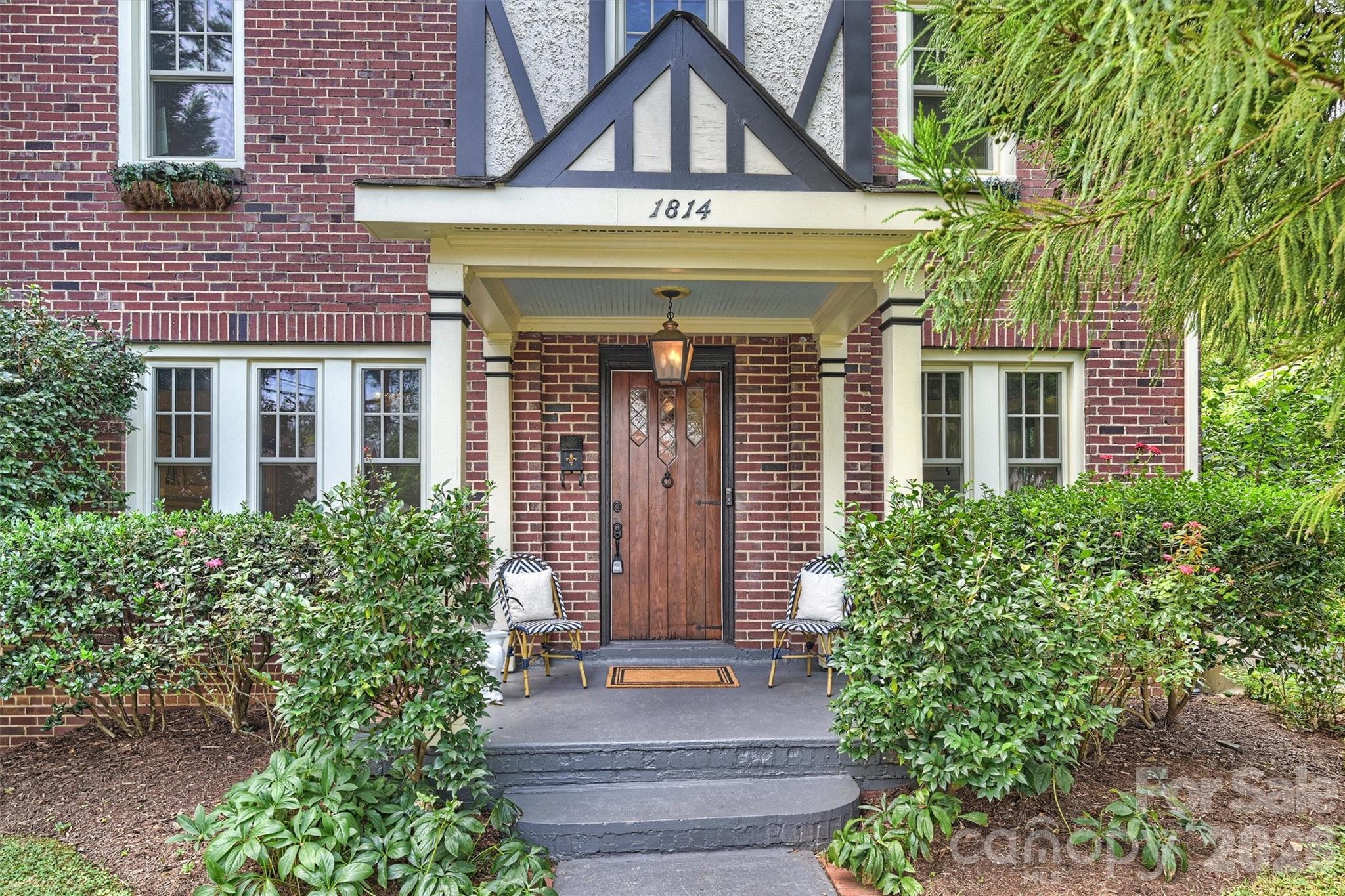 1814 Kensington Drive