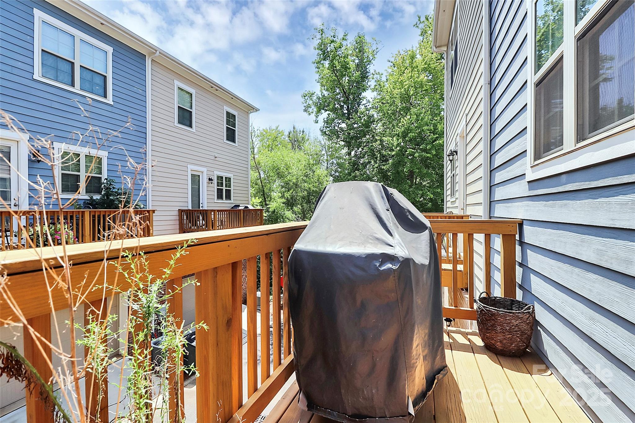 Hadley at Arrowood Station - Residential