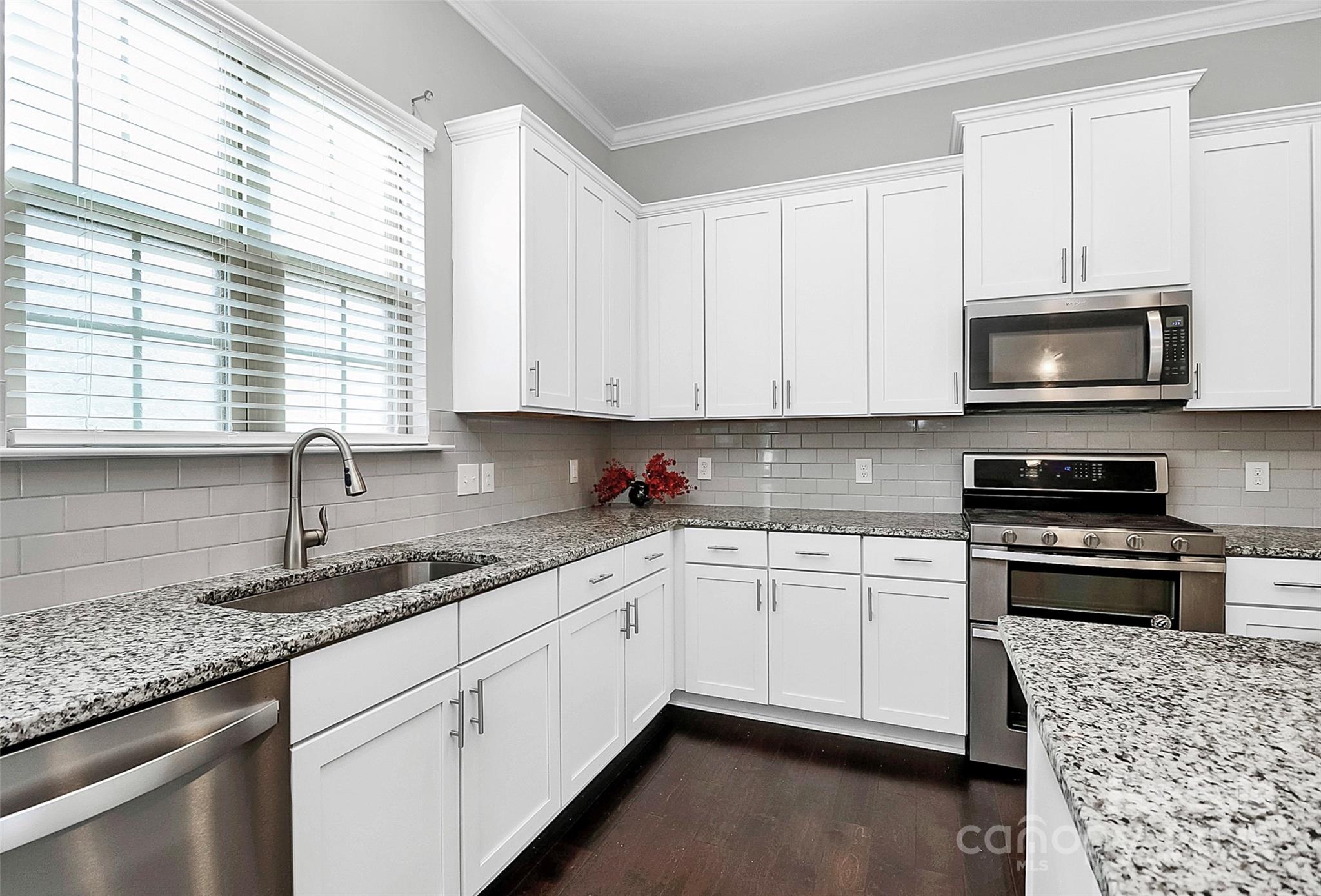 Hadley at Arrowood Station - Residential