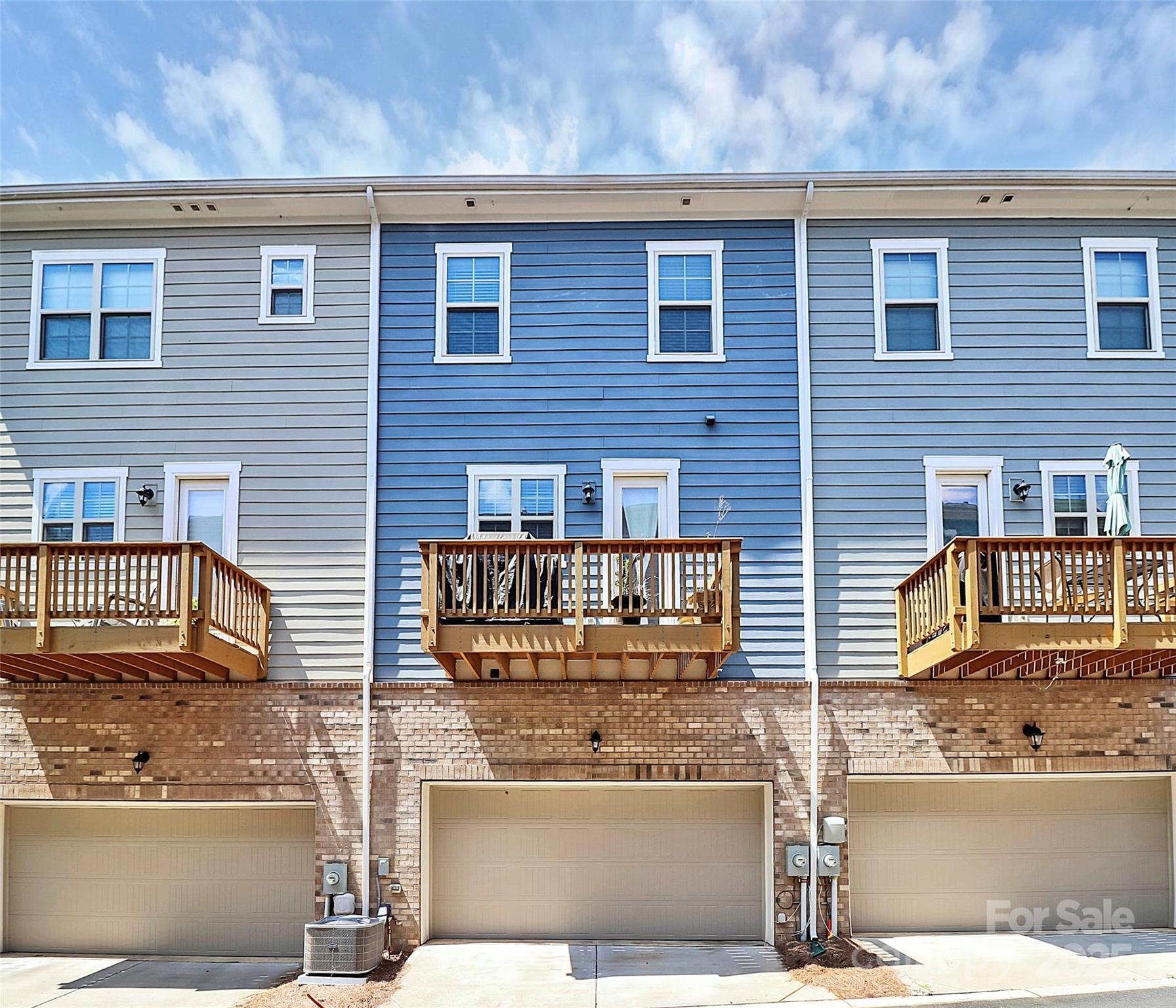 Hadley at Arrowood Station - Residential