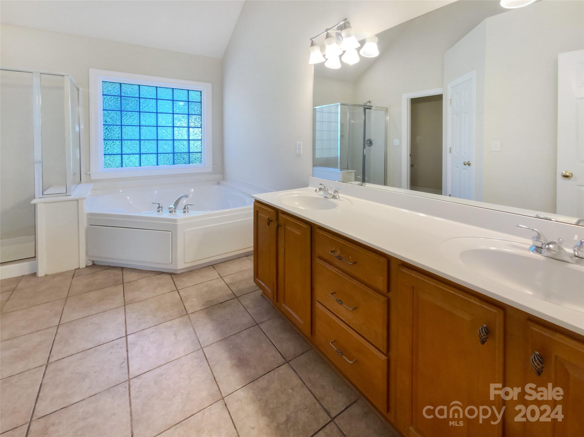 Macaulay - Residential