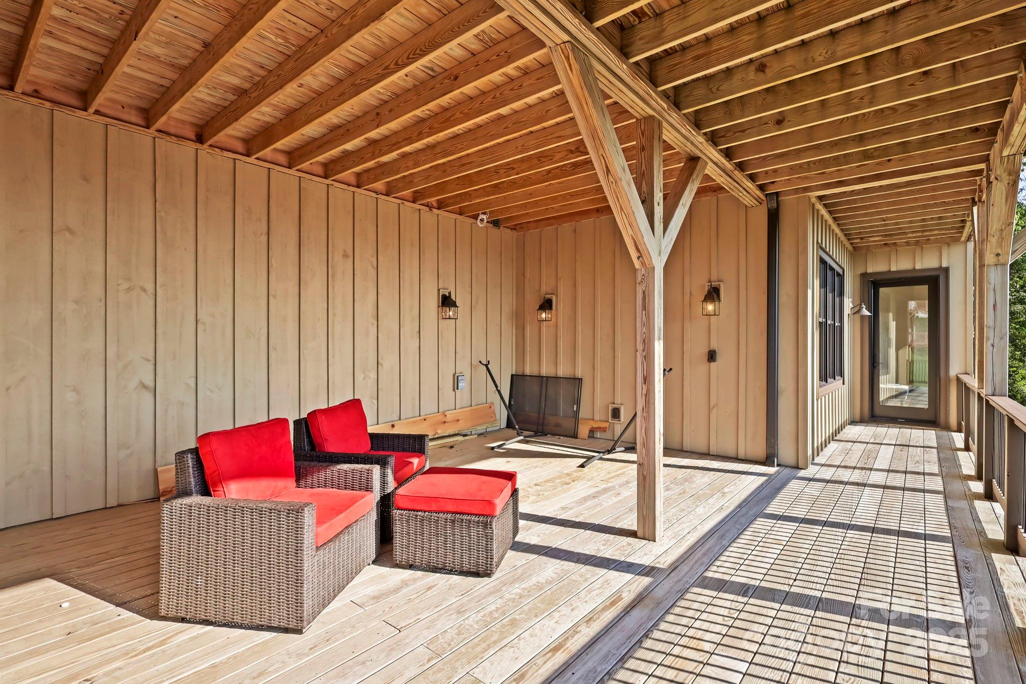 Laurel Ridge - Residential