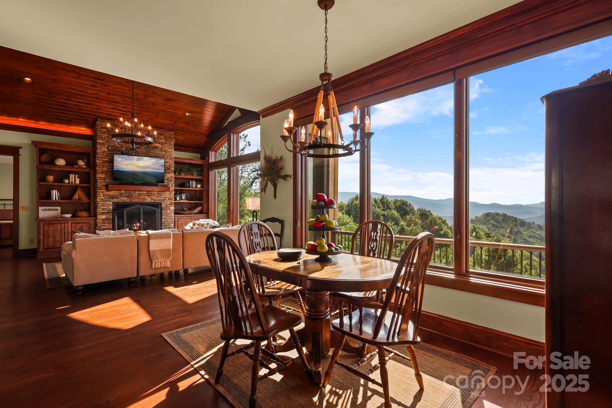 Laurel Ridge - Residential