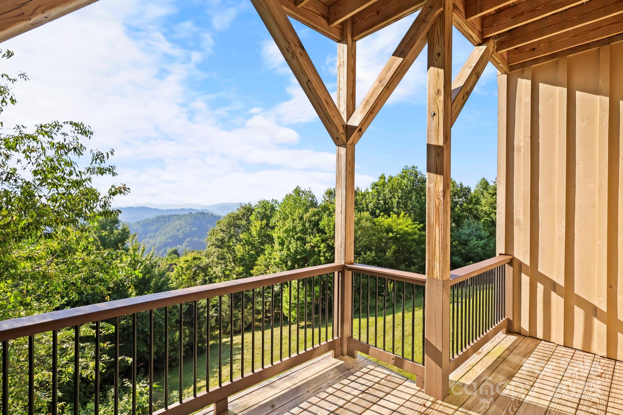 Laurel Ridge - Residential