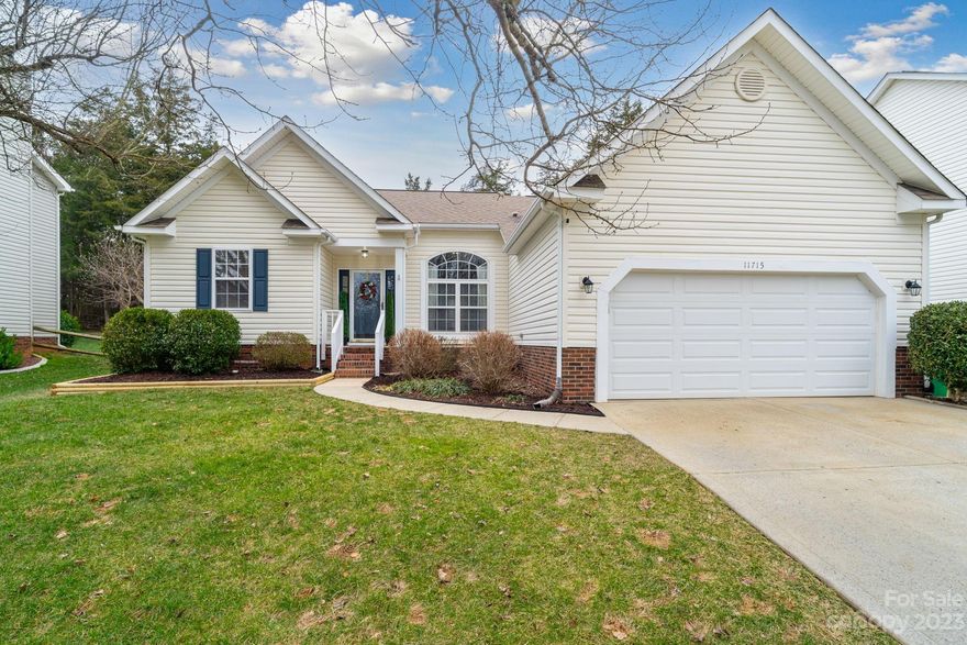 This updated ranch is just the new home you've been looking for! Perfect location; quiet but convenient to shopping at Rivergate and the Premium Outlets. Gorgeous and private treed backyard; adjacent to Winget Park with its 18 hole disc golf course, baseball and soccer fields, and walking trails. So much has already been done to this lovely house. The entire kitchen was redone in 2022, and it features quartz countertops, a beautiful tile backsplash and all new appliances. All new flooring in 2017 and the stylish hall bath was redone in July of 22. A/C was replaced in May 2017 and furnace in December 2022. The spacious primary bedroom has a tray ceiling and view of the rear yard.  This house is in a well-established and friendly community you'd love to call your home!