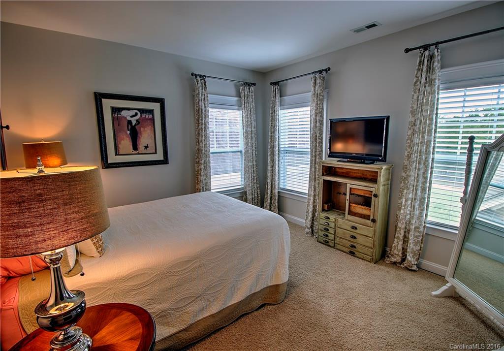 Davidson Pointe - Residential