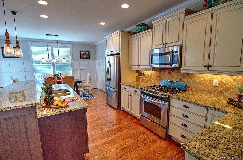 Davidson Pointe - Residential