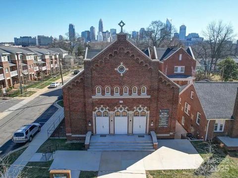 Photo of 201 Grandin Road #7, Charlotte, NC 28208 (MLS # 4329389)