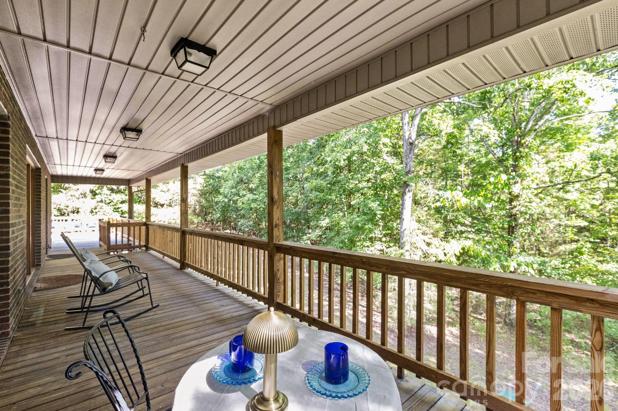 Huntington Oaks - Residential