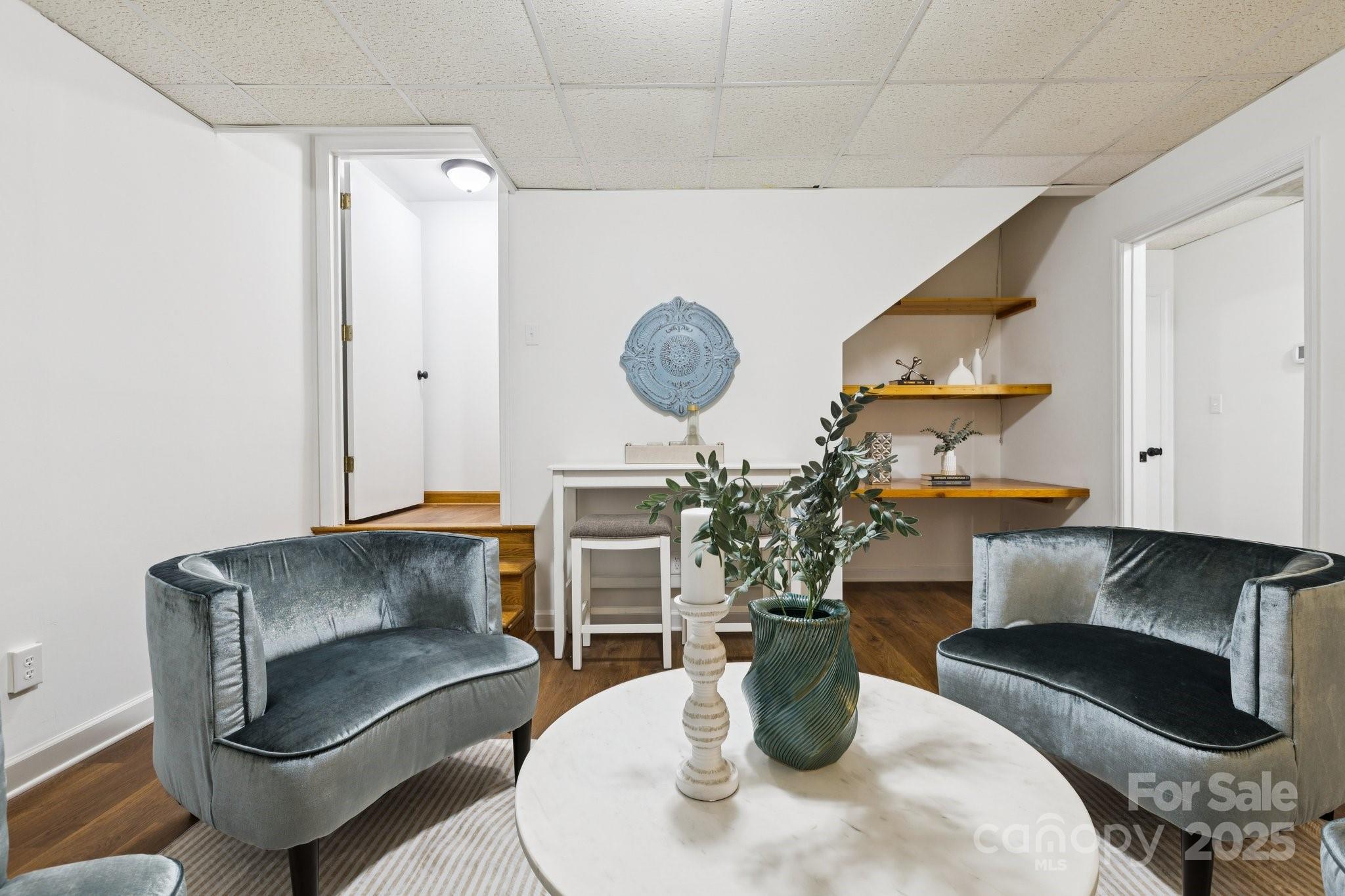 Huntington Oaks - Residential