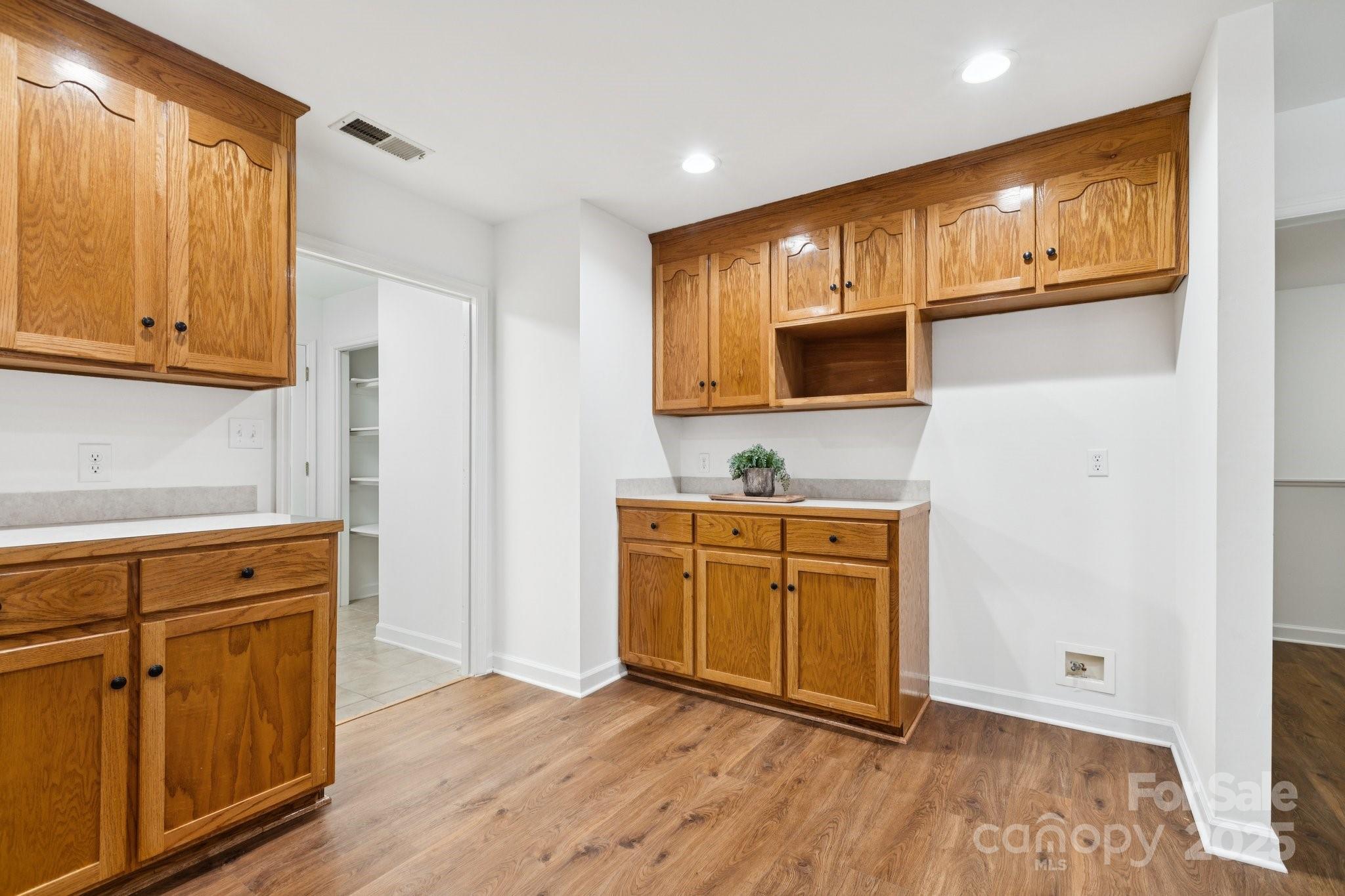 Huntington Oaks - Residential