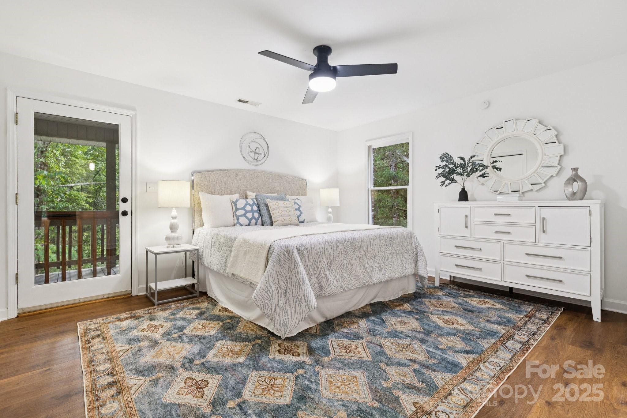 Huntington Oaks - Residential