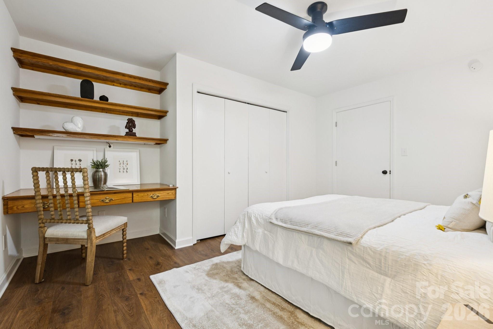 Huntington Oaks - Residential