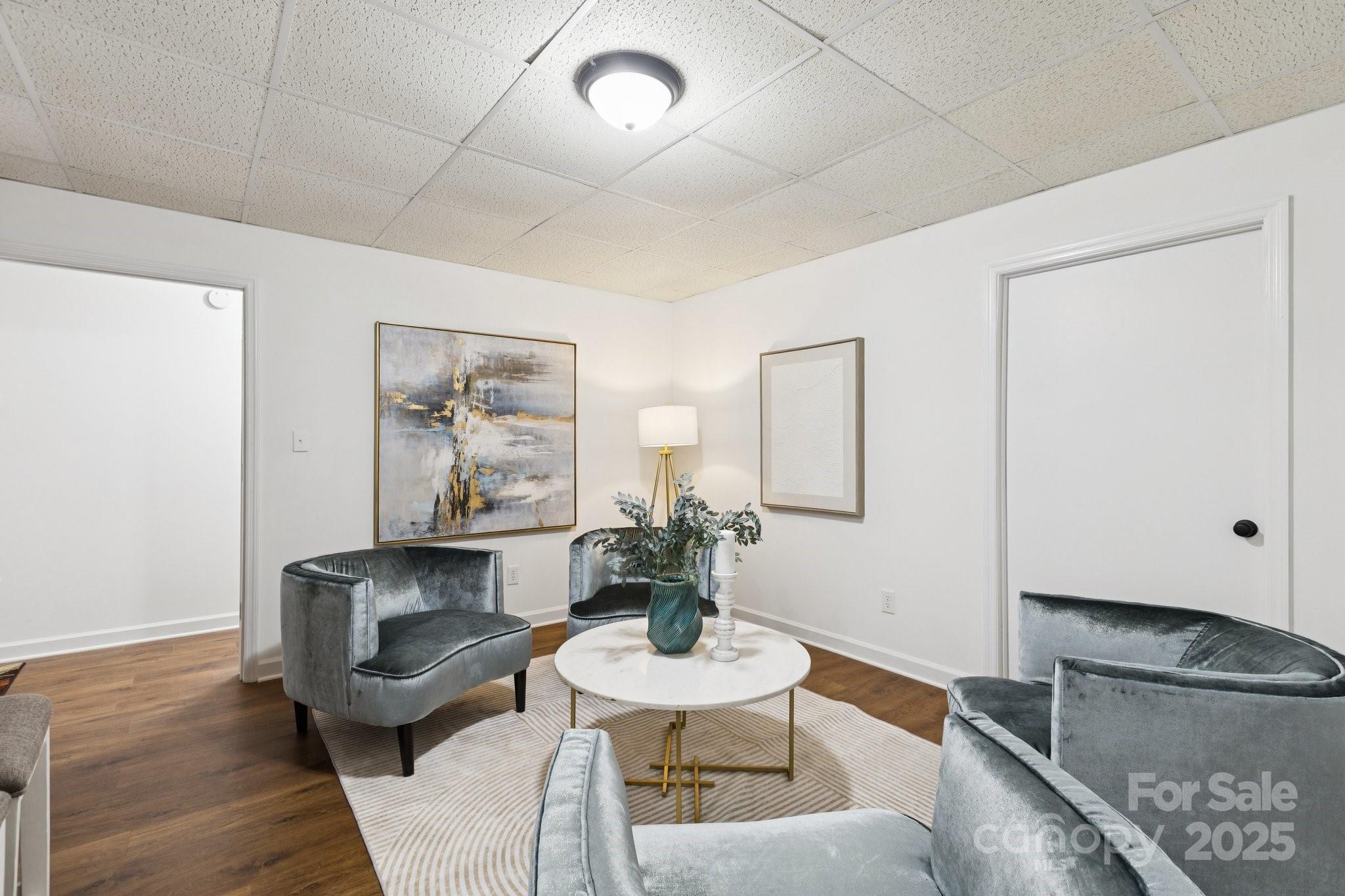 Huntington Oaks - Residential