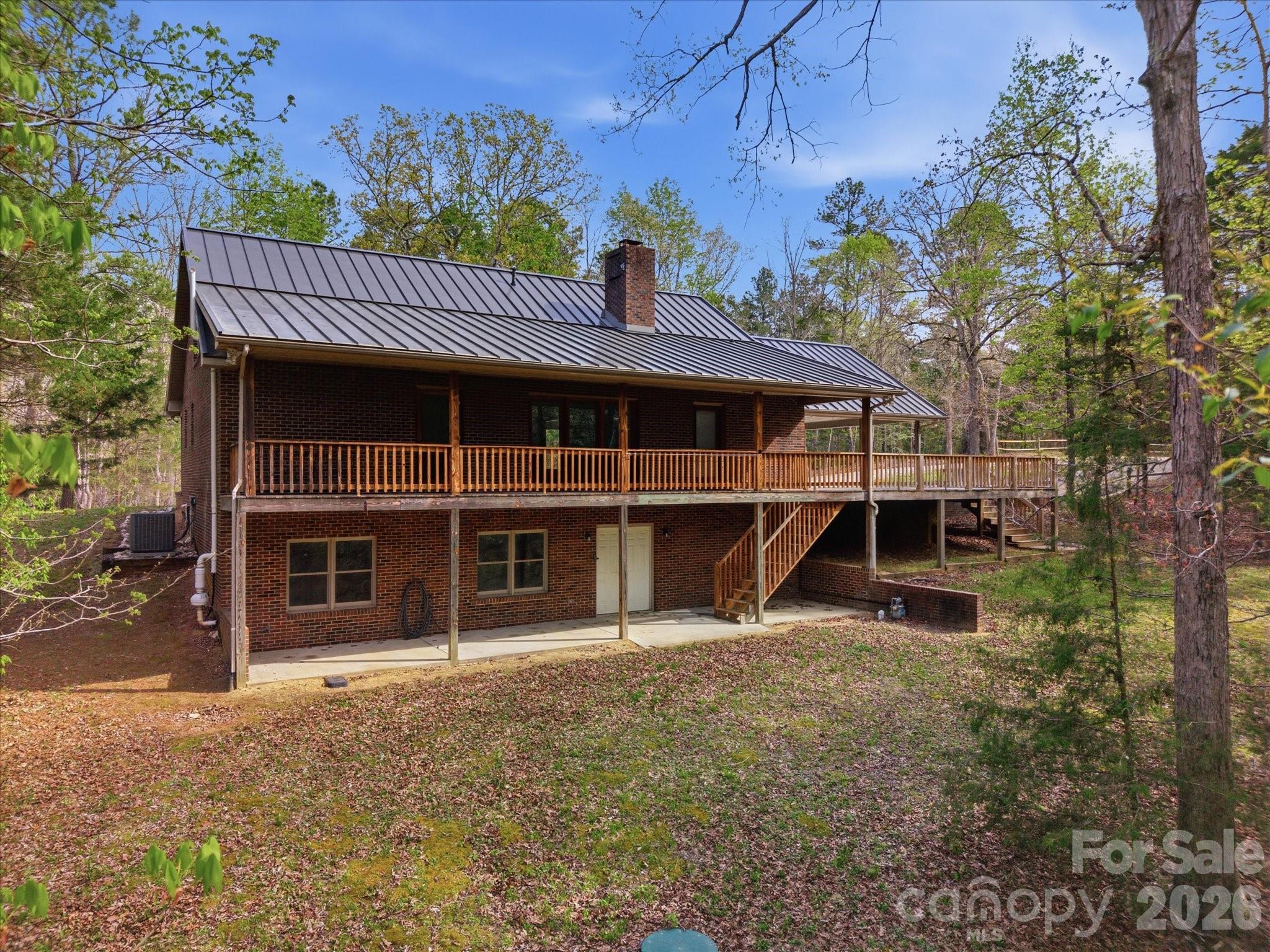 Huntington Oaks - Residential