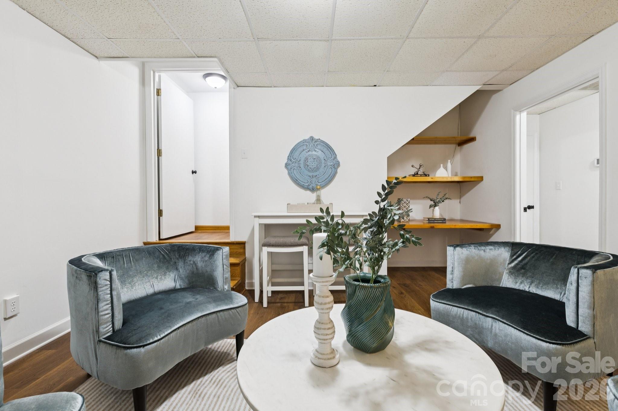 Huntington Oaks - Residential