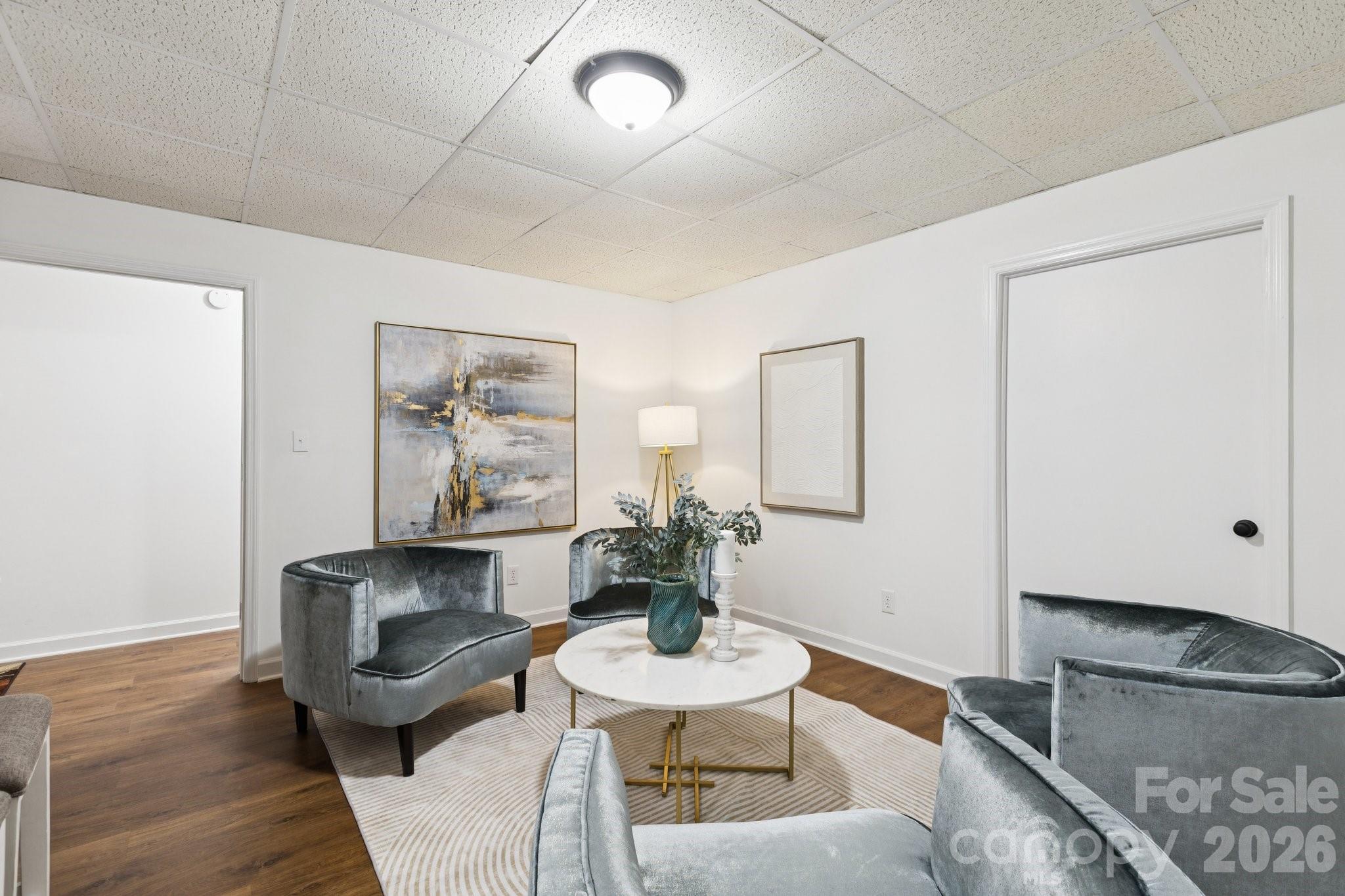 Huntington Oaks - Residential