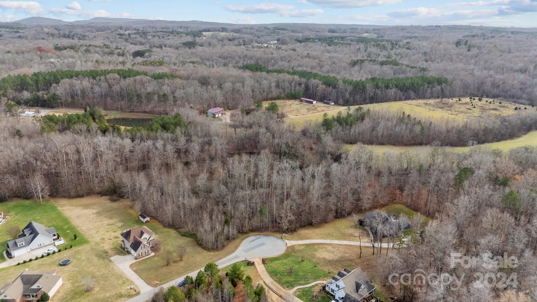 609 Copperfield Lane