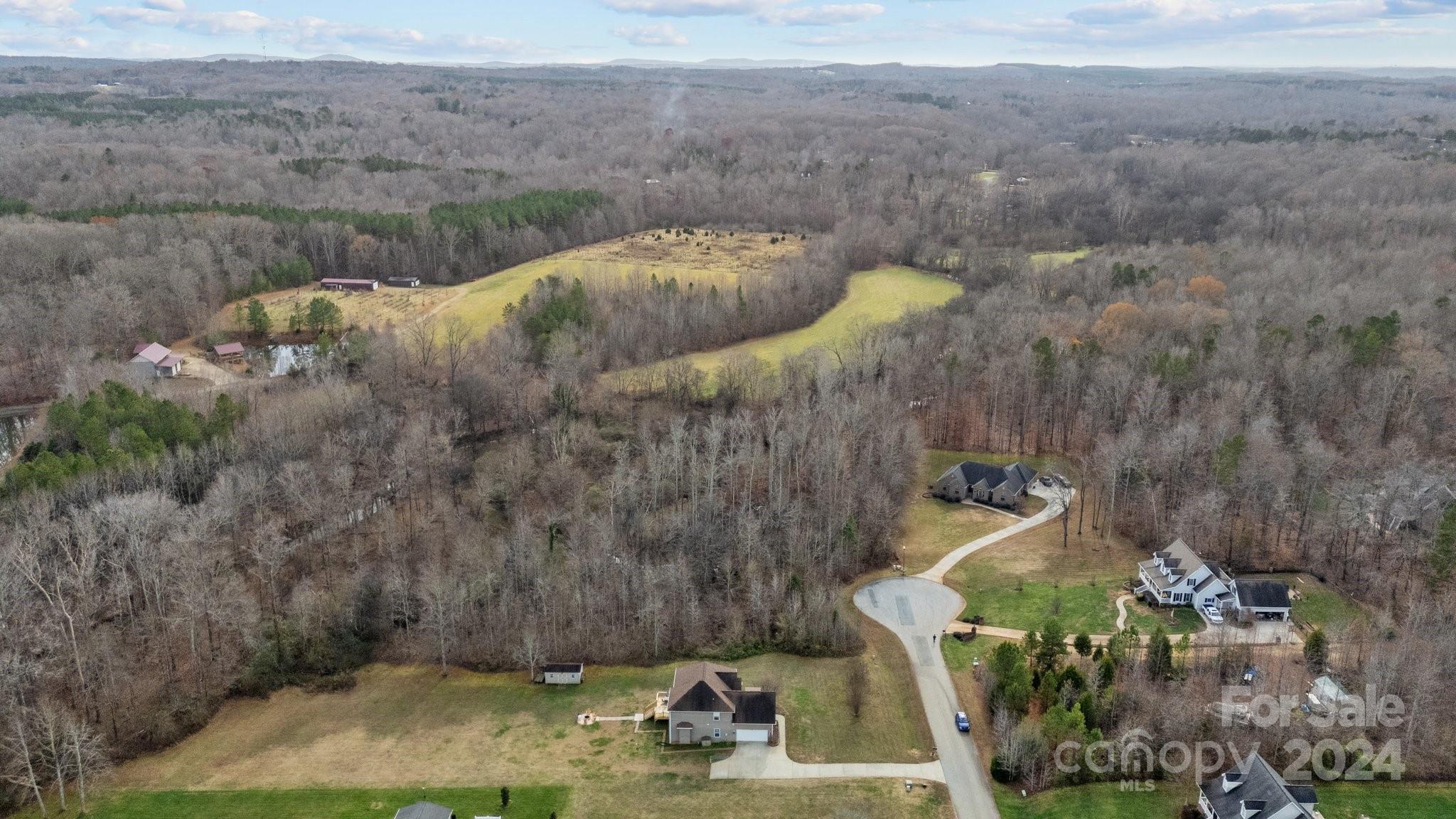 609 Copperfield Lane