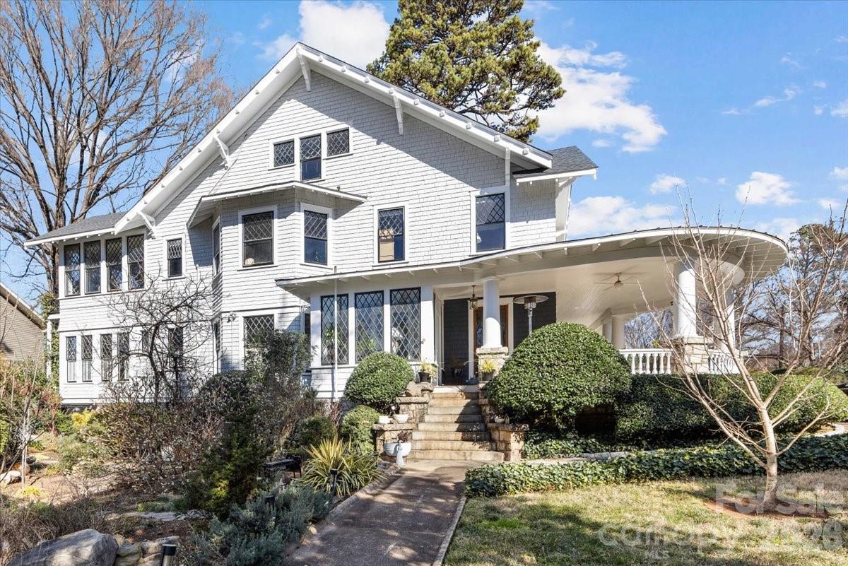 Elizabeth - Residential