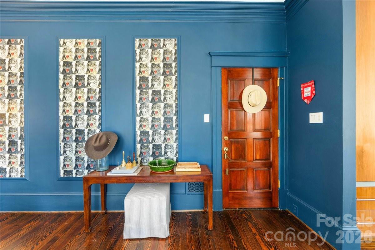 Elizabeth - Residential