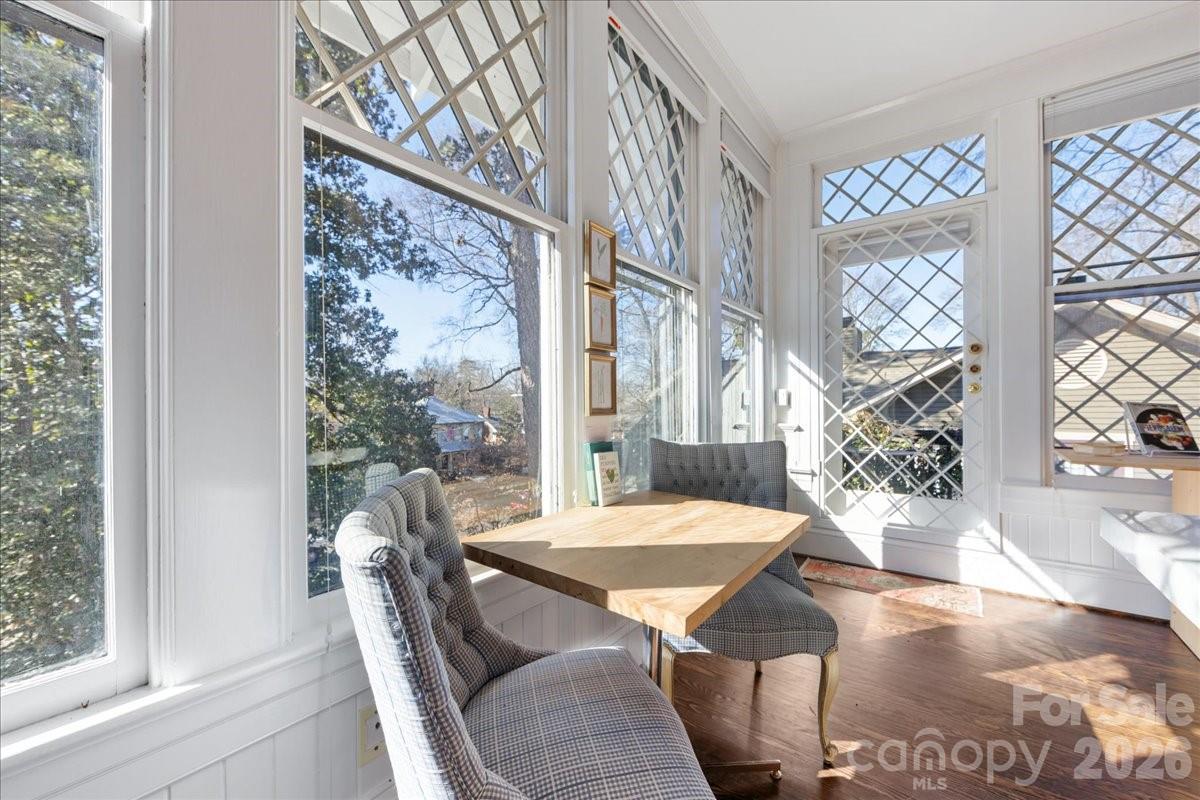 Elizabeth - Residential