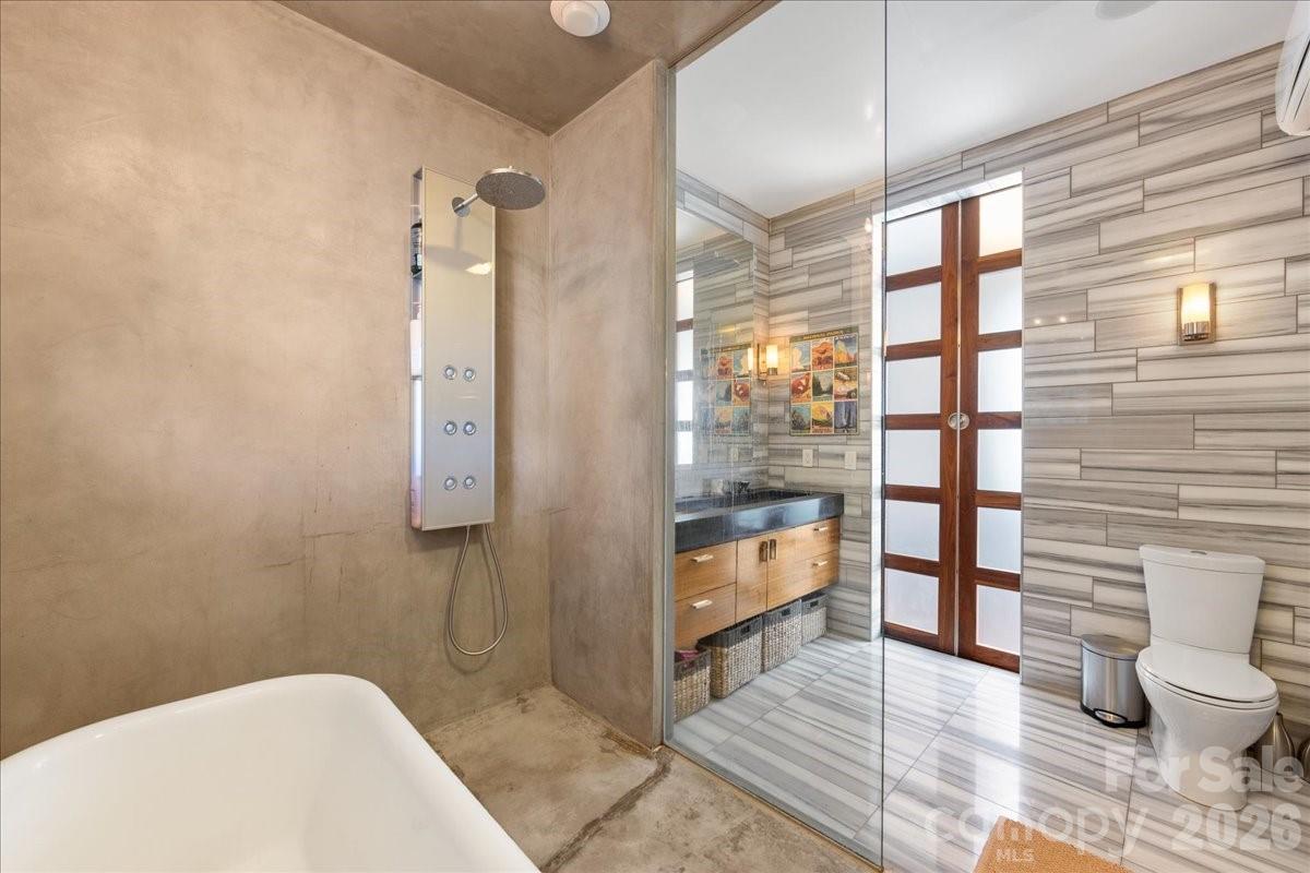 Elizabeth - Residential