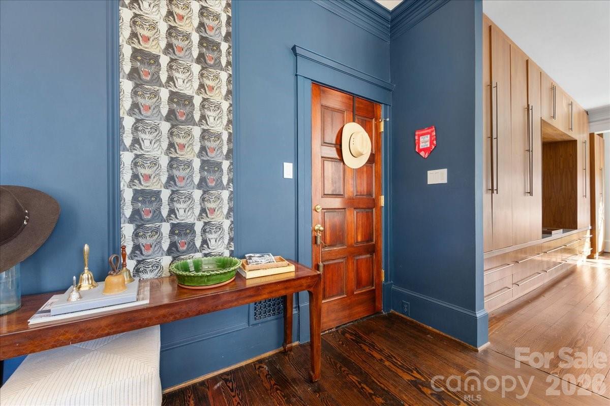 Elizabeth - Residential