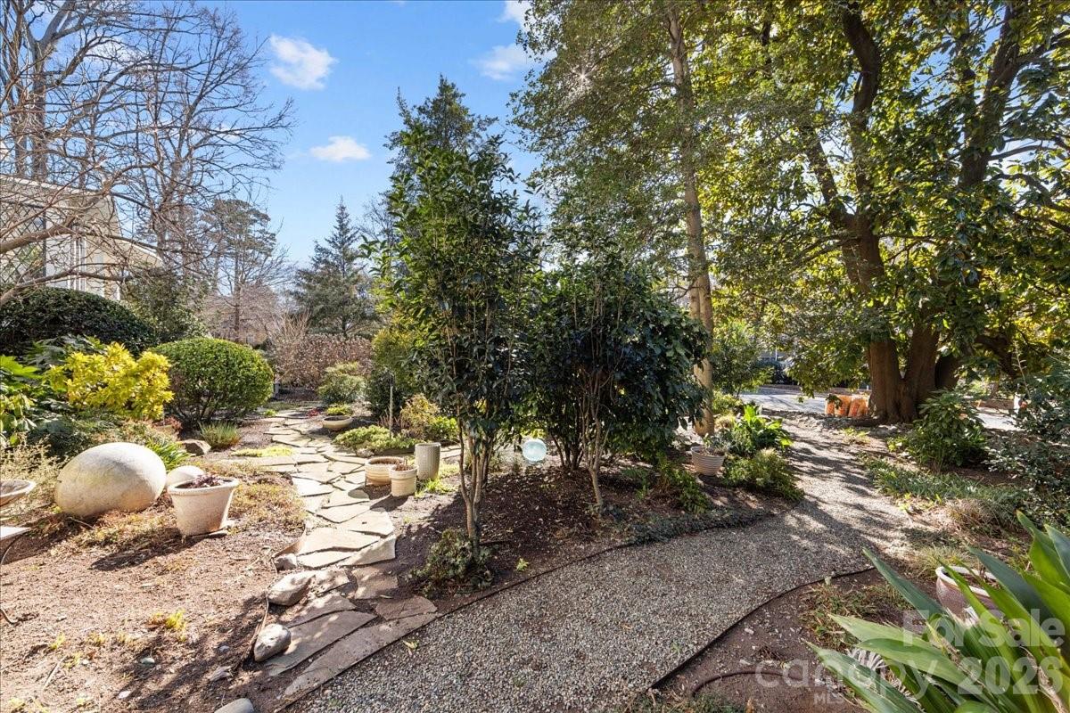 Elizabeth - Residential