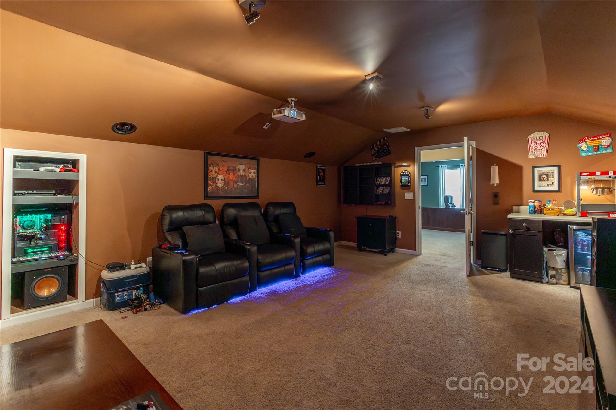 Lexington Commons - Residential