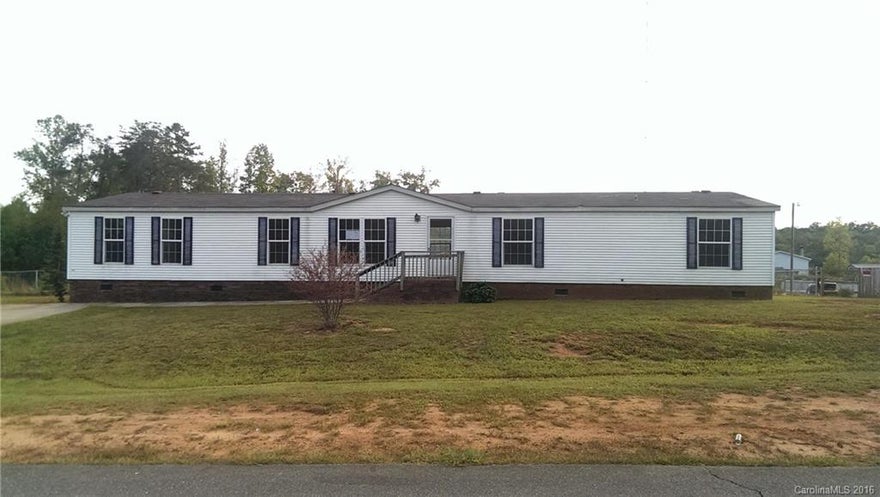 Charming Doublewide in Hoyles Creek Subdivision! Home features a great open floor plan and Huge master suite with walk in closet & garden tub. Property is owned by the US Dept. of HUD, 381-922834 Insurability “IE”, Subject to Appraisal. Seller makes no representations or warranties as to property condition, HUD Homes are Sold “As-Is”. Pre-1978 Properties to include LBP Notices, Seller may contribute up to 3% buyer closing costs, upon buyer request when bid is placed. "EQUAL HOUSING OPPORTUNITY"