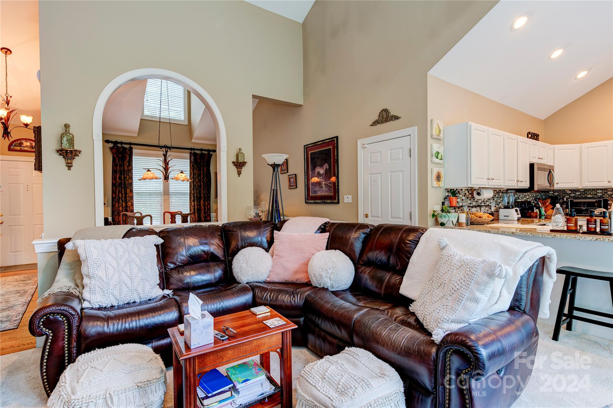 117 Hibiscus Lane
