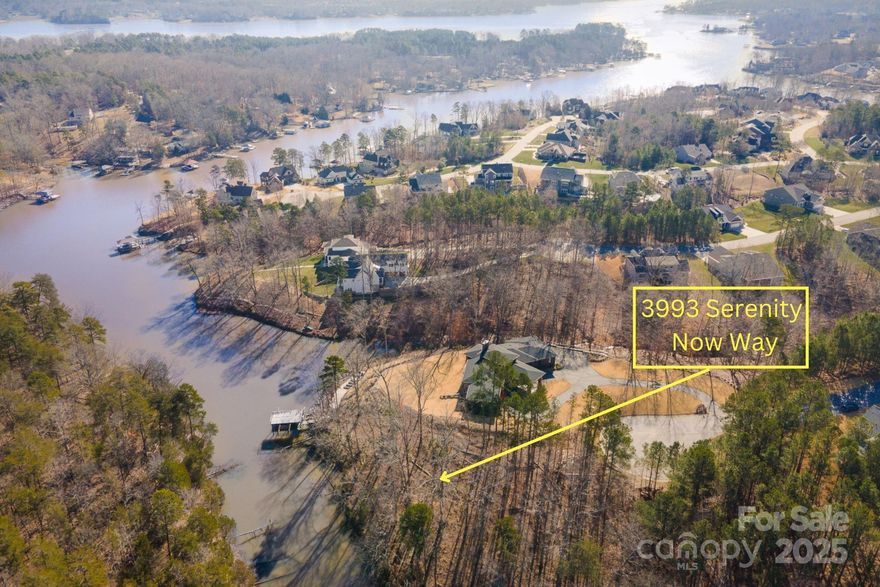 Cul-de-sac lot in the sought after lakefront community of Handsmill on Lake Wylie!  Bring your own builder to build your dream lake home on this beautiful, nearly 1 acre homesite! Not only is Handsmill in the coveted Clover school district, but you will enjoy plenty of amenities this gated community offers, such as clubhouse with lounge and kitchen, pool, splash pad, playground, outdoor fireplace and grilling area, trails & community boat launch!
