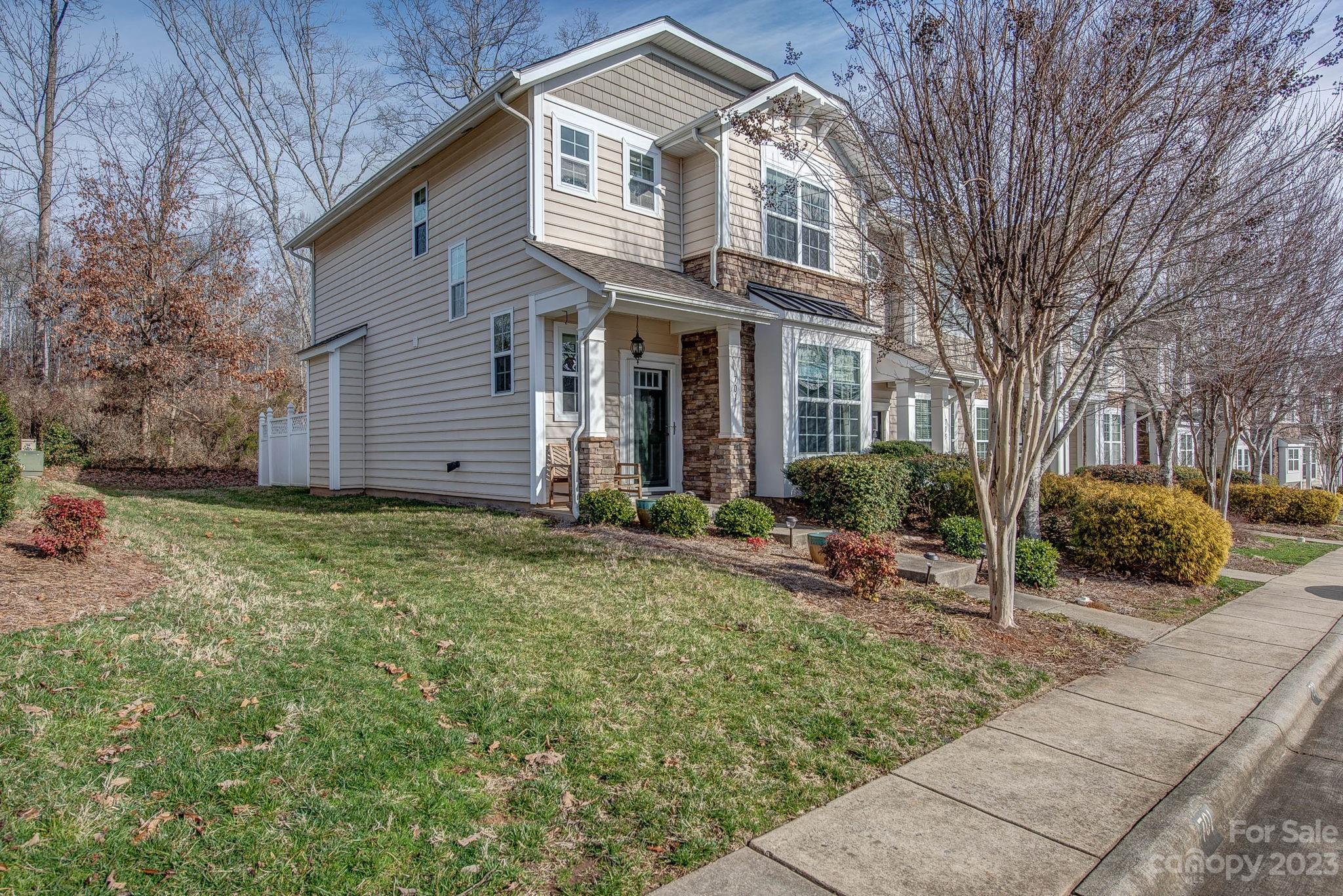 Waters Edge - Residential