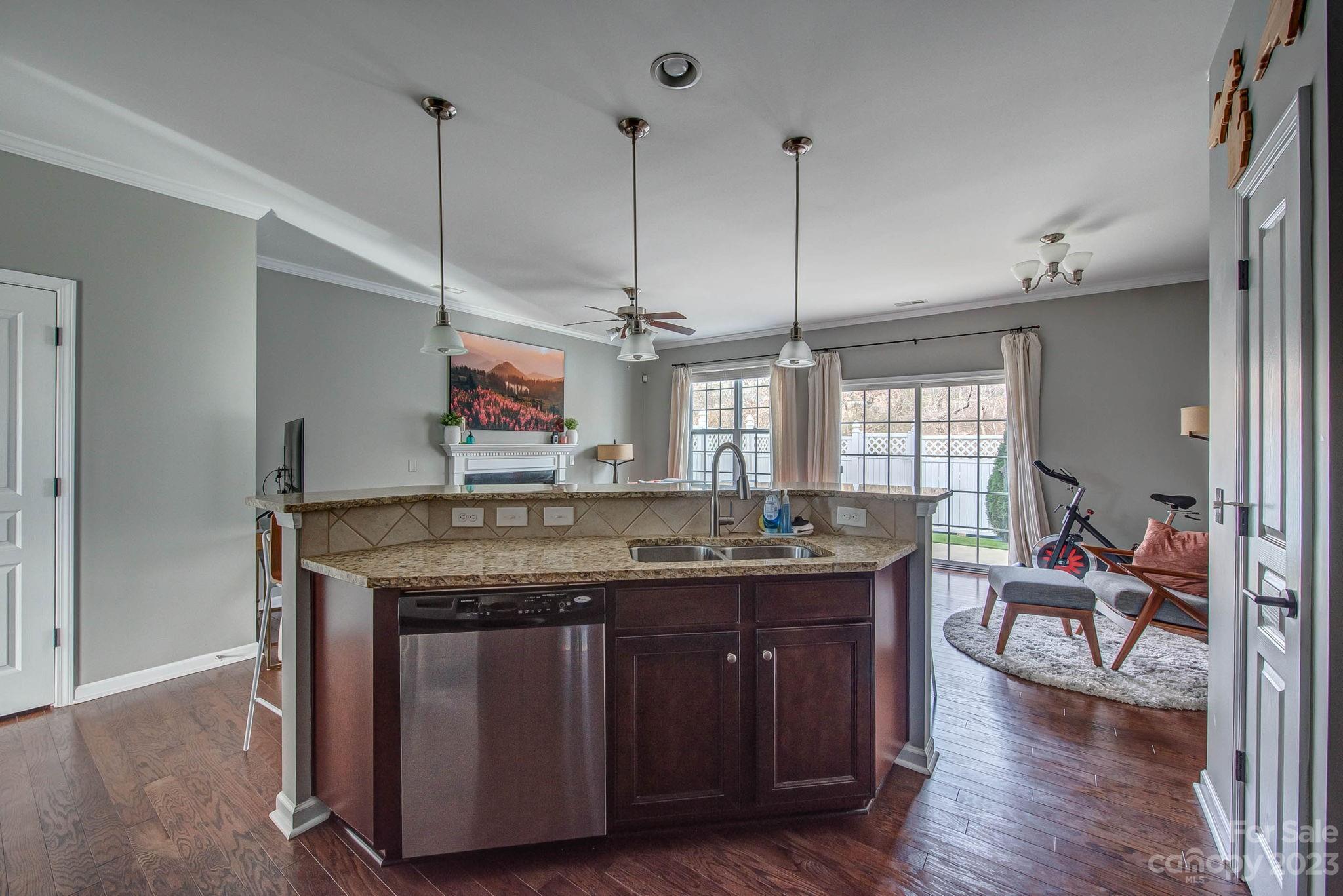 Waters Edge - Residential