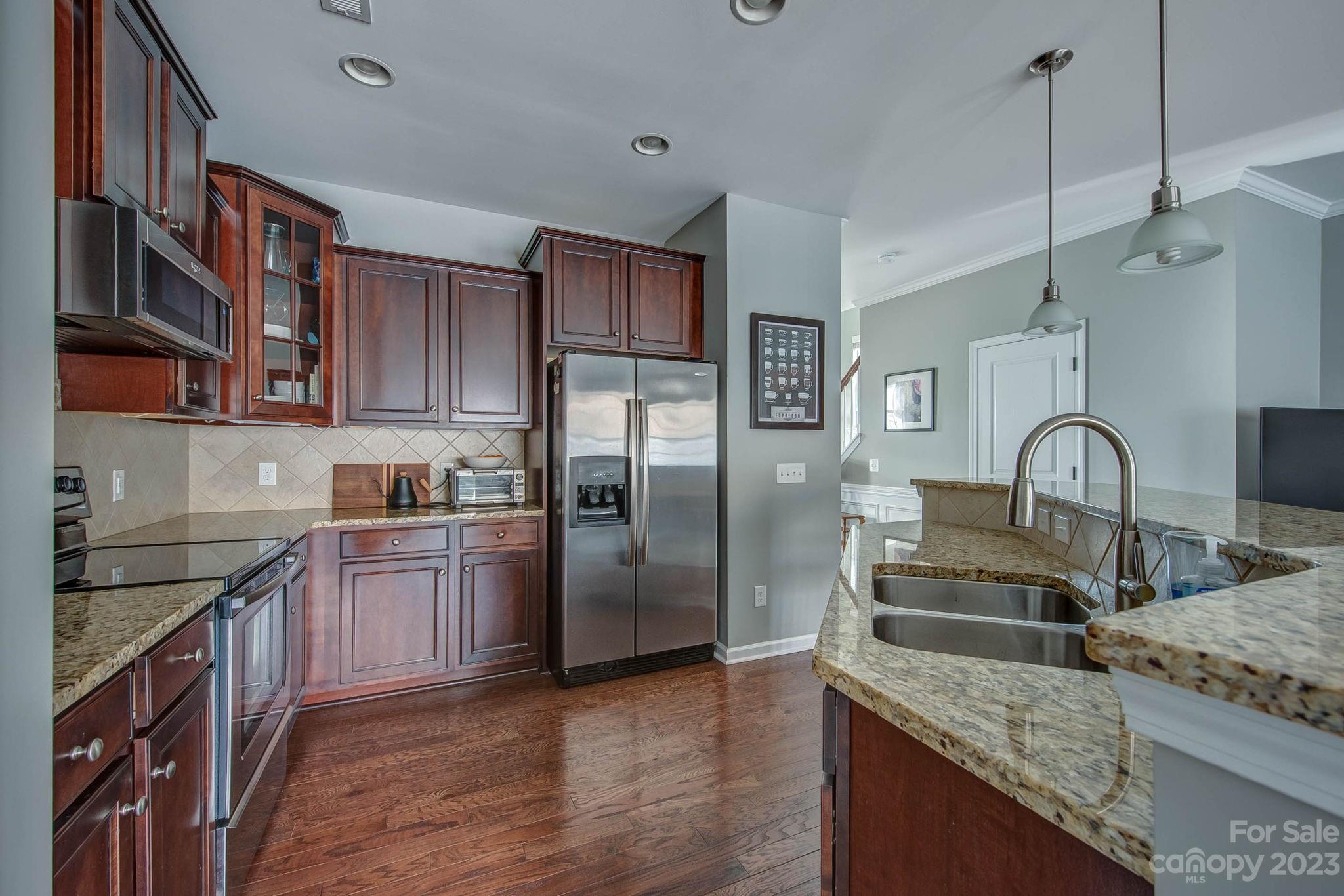 Waters Edge - Residential