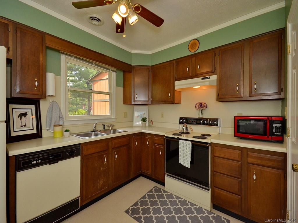 Haywood Manor - Residential