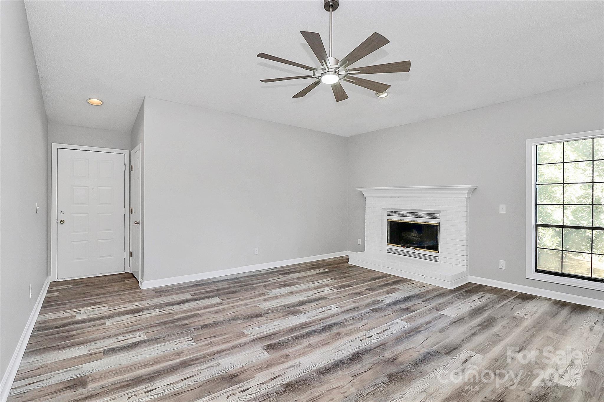 5810 Harris Grove Lane