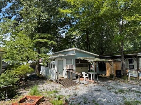 Photo of 104 Oak Trail, Mount Gilead, NC 27306 (MLS # 4287685)