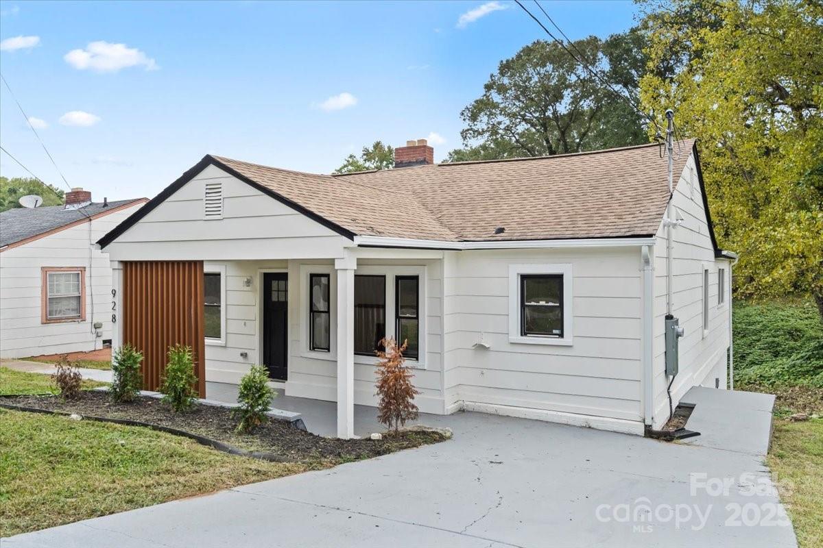 928 N Highland Street