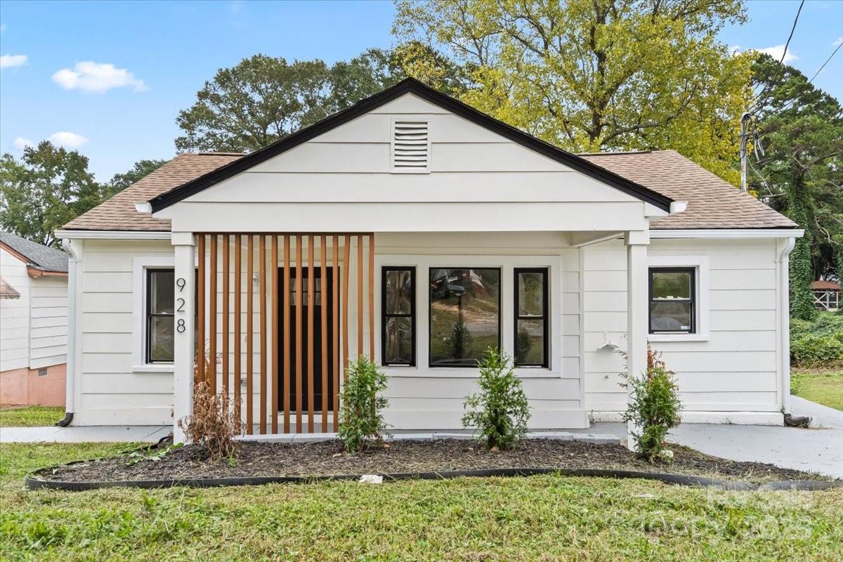 928 N Highland Street