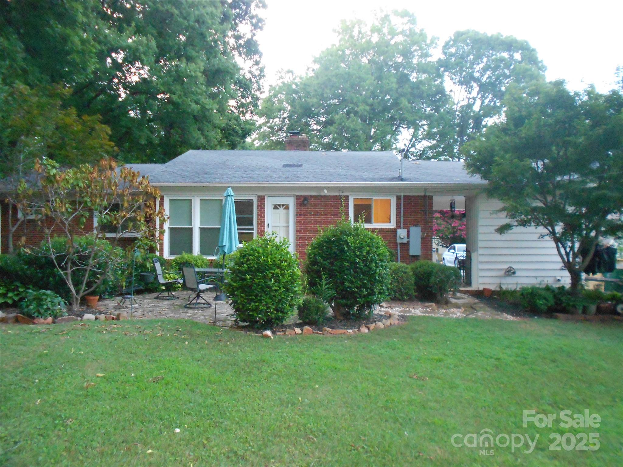 737 Hillside Avenue
