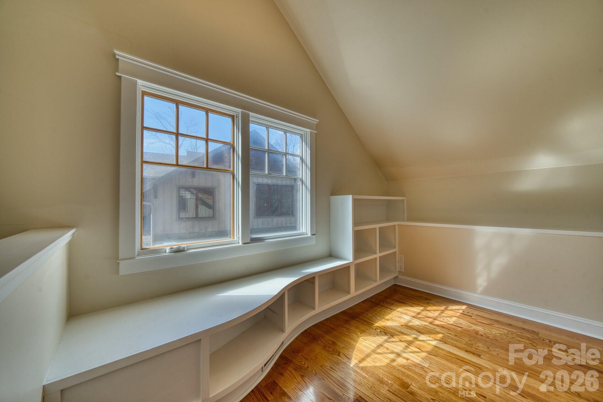 Creston - Residential