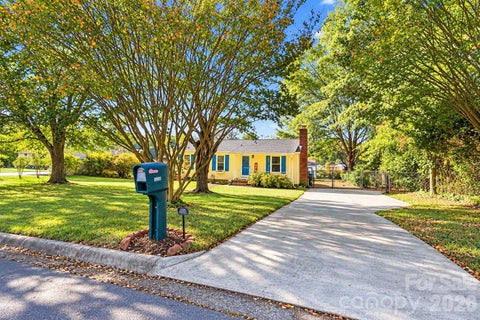 Photo of 1509 Yellowstone Court, Gastonia, NC 28054 (MLS # 4435947)
