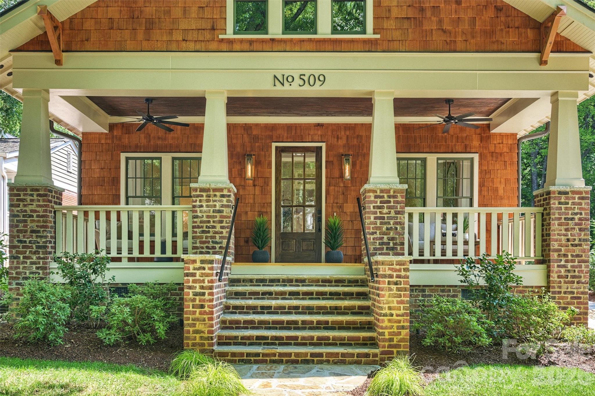 509 E Tremont Avenue