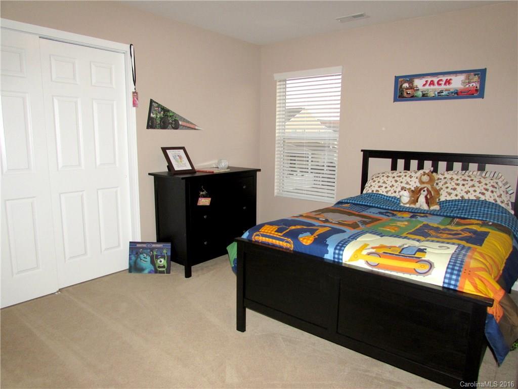 Fieldstone Farm - Residential