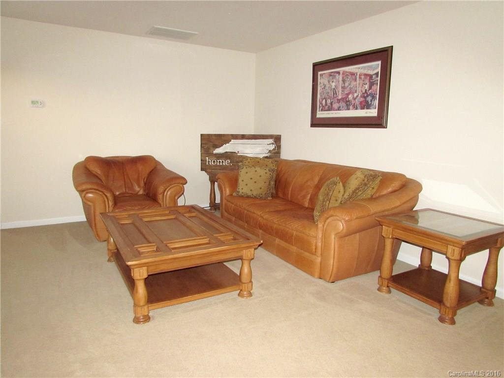 Fieldstone Farm - Residential