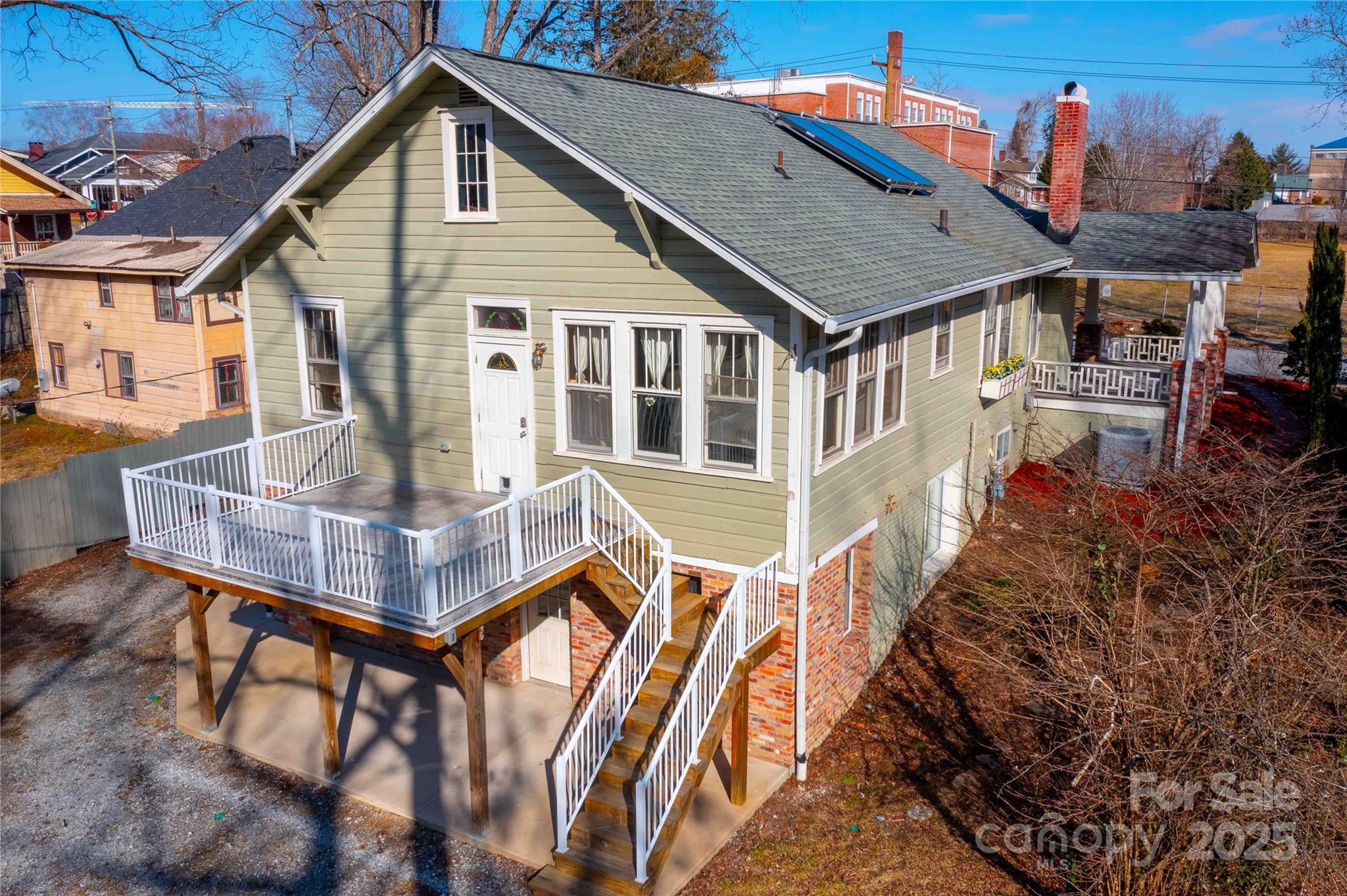 311 Buncombe Street