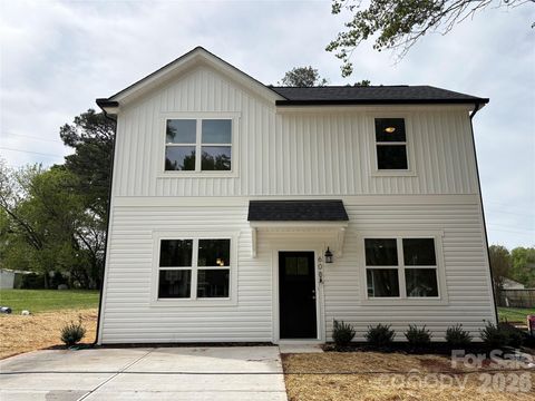 Photo of 608 E Boston Avenue, Bessemer City, NC 28016 (MLS # 4366471)